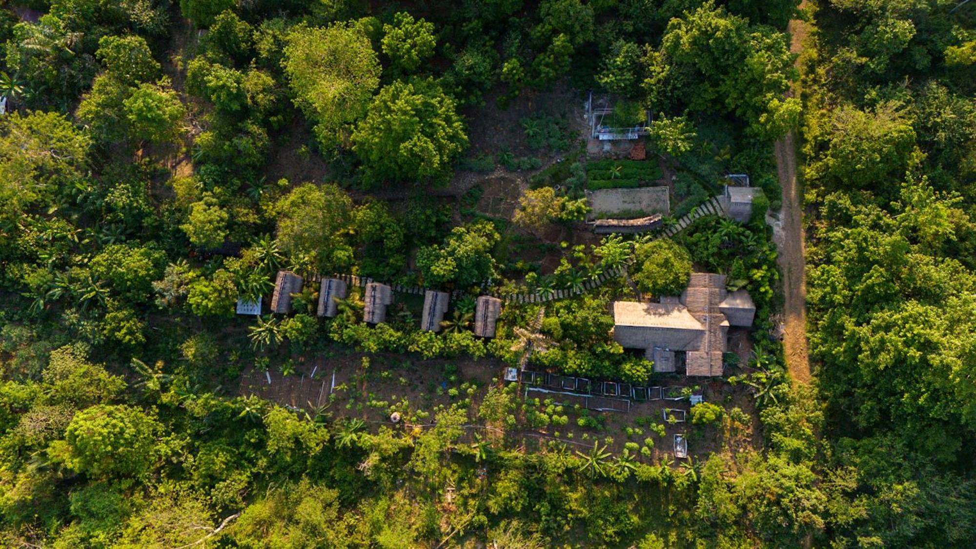 Sten Lodge Eco Homestay Labuan Bajo Exterior photo